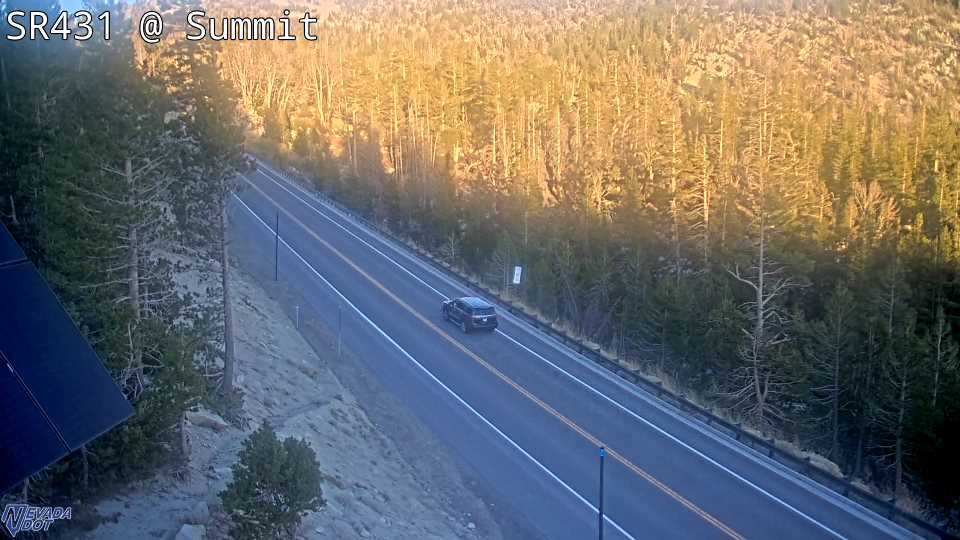 Mt Rose Summit, SR-431 at 18:00 on 2026-10-09
