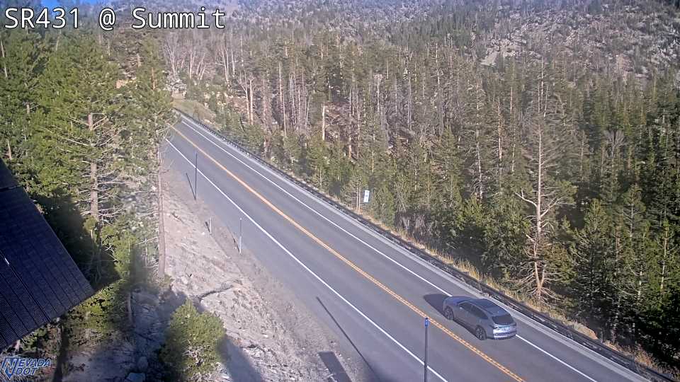 Mt Rose Summit, SR-431 at 17:00 on 2026-10-10