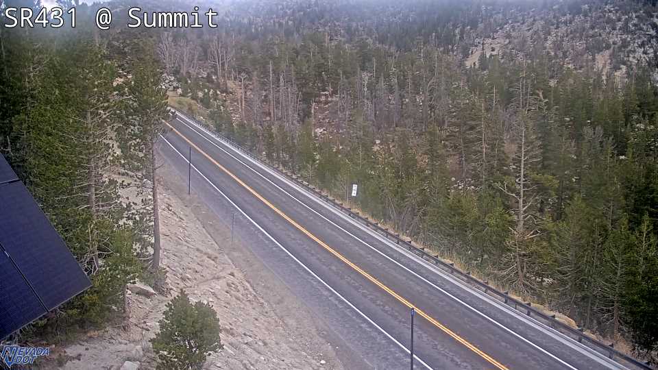 Mt Rose Summit, SR-431 at 11:00 on 2026-10-11