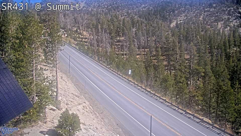Mt Rose Summit, SR-431 at 13:00 on 2026-10-15