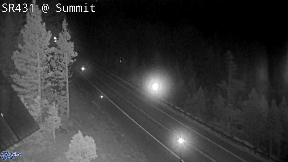 Mt Rose Summit, SR-431 at 05:00 on 2026-10-16