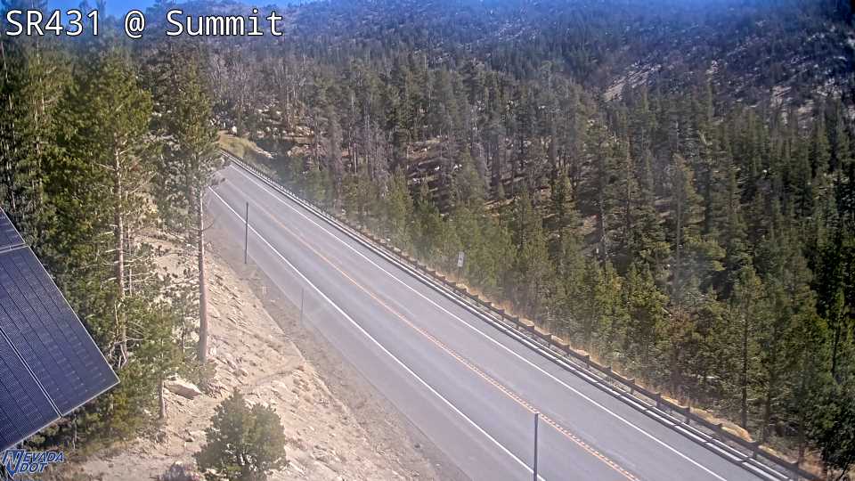 Mt Rose Summit, SR-431 at 11:00 on 2026-10-16