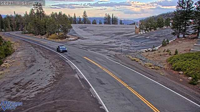 Mt Rose Ski Area, SR-431 at 18:00 on 2026-10-05