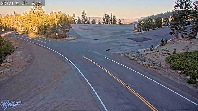 Mt Rose Ski Area, SR-431 at 17:00 on 2026-10-08