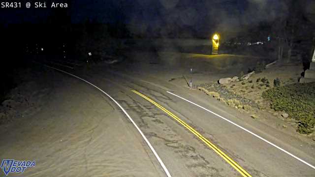 Mt Rose Ski Area, SR-431 at 04:00 on 2026-10-09