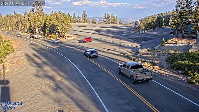 Mt Rose Ski Area, SR-431 at 17:00 on 2026-10-09