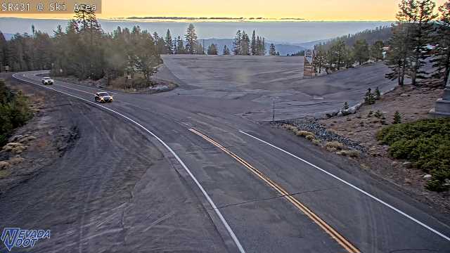 Mt Rose Ski Area, SR-431 at 07:00 on 2026-10-11