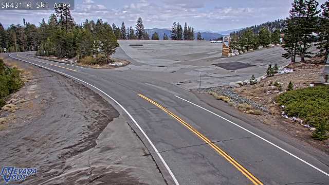 Mt Rose Ski Area, SR-431 at 14:00 on 2026-10-12