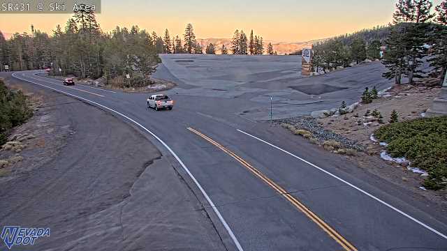Mt Rose Ski Area, SR-431 at 18:00 on 2026-10-13