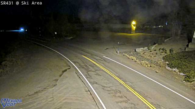 Mt Rose Ski Area, SR-431 at 04:00 on 2026-10-14