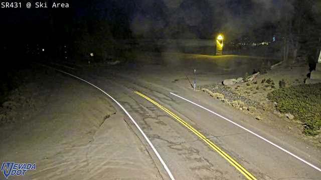 Mt Rose Ski Area, SR-431 at 04:00 on 2026-10-15