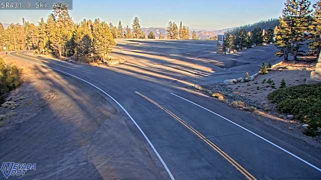 Mt Rose Ski Area, SR-431 at 17:00 on 2026-10-15