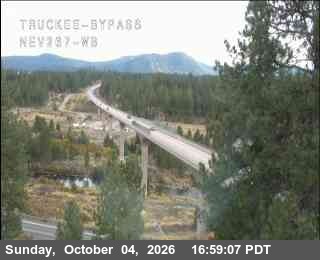 Hwy 267 at Truckee Bypass, SR-267 at 17:00 on 2026-10-04