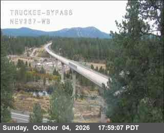 Hwy 267 at Truckee Bypass, SR-267 at 18:00 on 2026-10-04