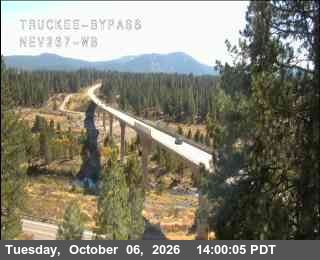 Hwy 267 at Truckee Bypass, SR-267 at 14:00 on 2026-10-06