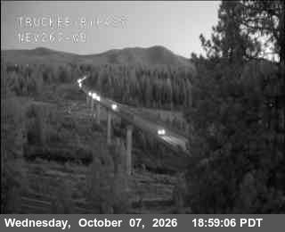 Hwy 267 at Truckee Bypass, SR-267 at 19:00 on 2026-10-07