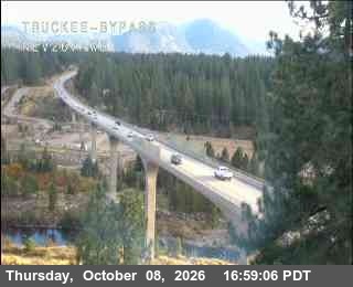 Hwy 267 at Truckee Bypass, SR-267 at 17:00 on 2026-10-08