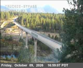 Hwy 267 at Truckee Bypass, SR-267 at 17:00 on 2026-10-09