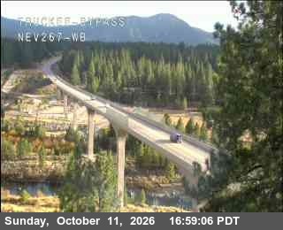 Hwy 267 at Truckee Bypass, SR-267 at 17:00 on 2026-10-11
