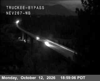 Hwy 267 at Truckee Bypass, SR-267 at 19:00 on 2026-10-12