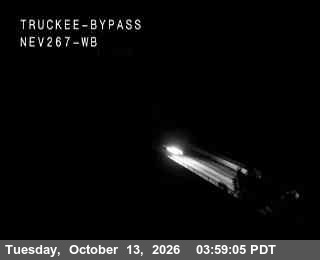 Hwy 267 at Truckee Bypass, SR-267 at 04:00 on 2026-10-13