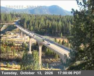 Hwy 267 at Truckee Bypass, SR-267 at 17:00 on 2026-10-13