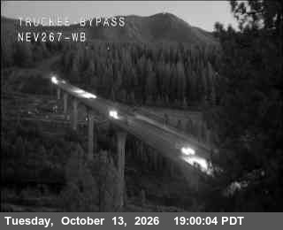 Hwy 267 at Truckee Bypass, SR-267 at 19:00 on 2026-10-13