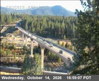 Hwy 267 at Truckee Bypass, SR-267 at 17:00 on 2026-10-14