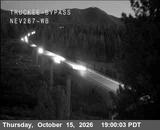 Hwy 267 at Truckee Bypass, SR-267 at 19:00 on 2026-10-15
