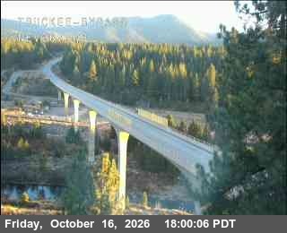 Hwy 267 at Truckee Bypass, SR-267 at 18:00 on 2026-10-16
